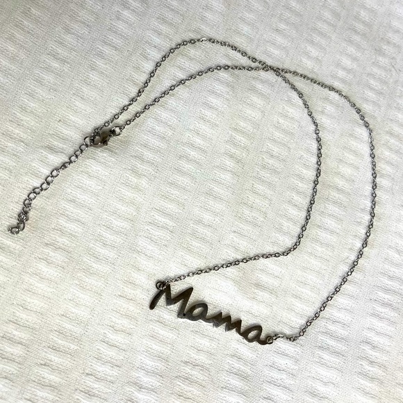 “Mama” Silver Plated Necklace - Picture 5 of 6